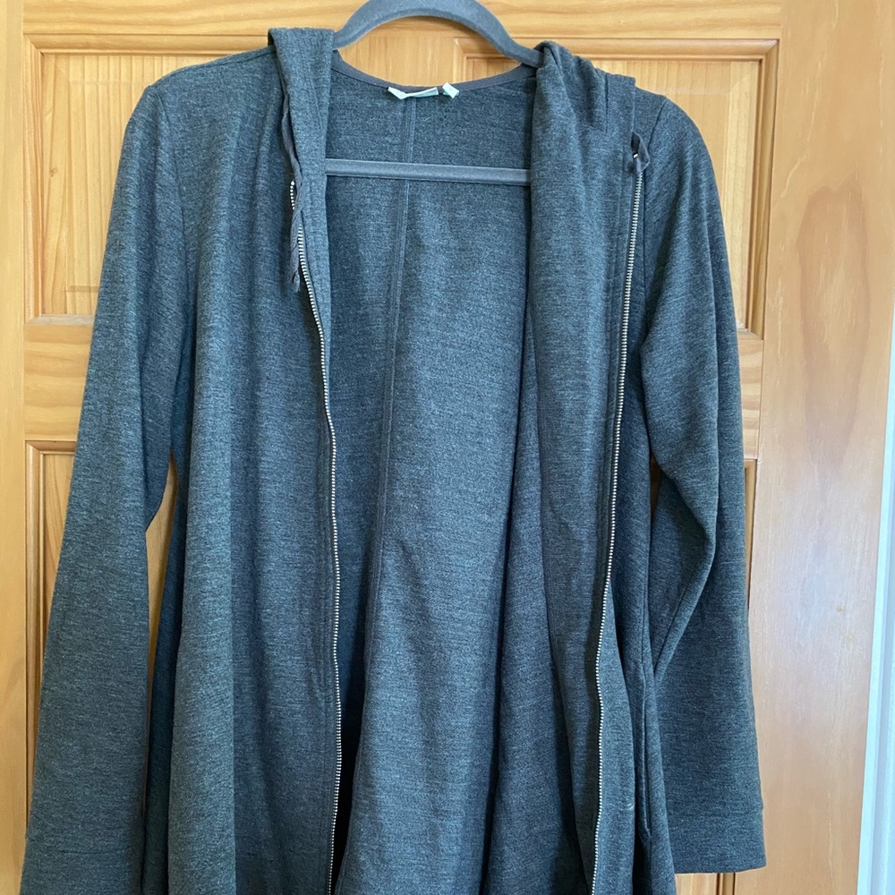 LOGO Lori Goldstein Zip-up